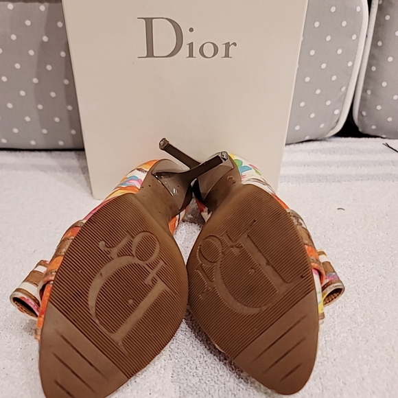 Authentic Pumps Vintage Heels 35.5 size 5 1/2 - Picture 2 of 8